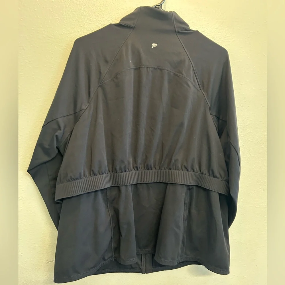 🖤 Fabletics Running Jacket 🖤 - Picture 4 of 9